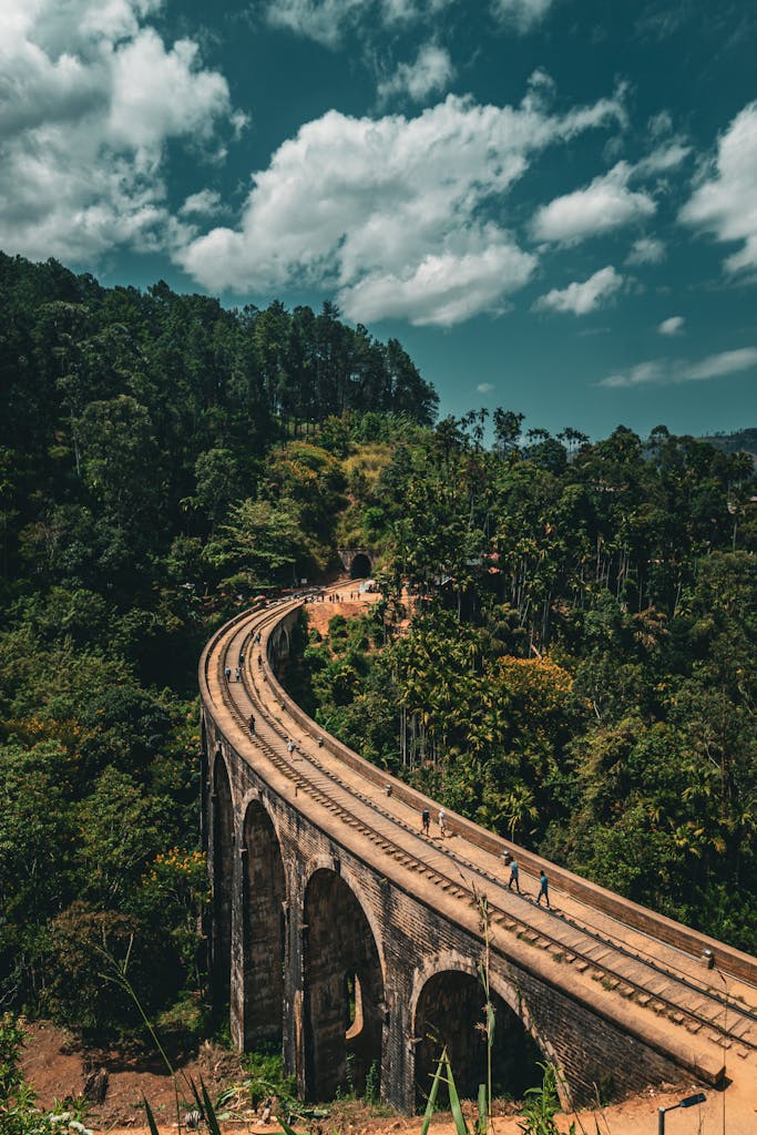 Stunning aerial view of the iconic Nine Arch Bridge in vibrant Uva Province, Sri Lanka.